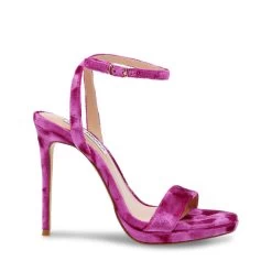 Steve Madden Wordly Sandal FUCHS VEL