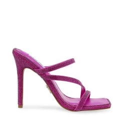 Steve Madden Annual Sandal MAGENTA