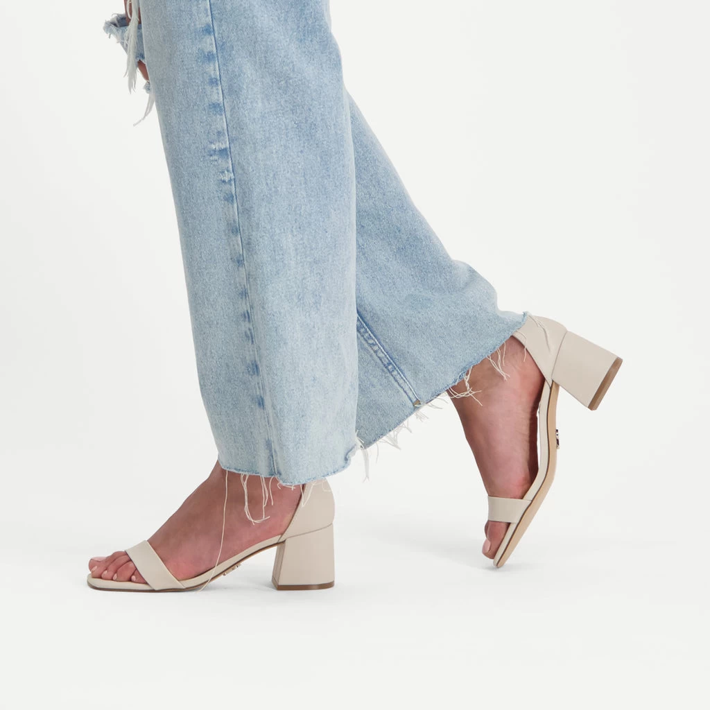 Steve Madden Low Tide Sandal BONE LEATHER – Image 2